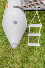 Load image into Gallery viewer, 水中からMiniCatへ乗り降りするためのロープラダー
